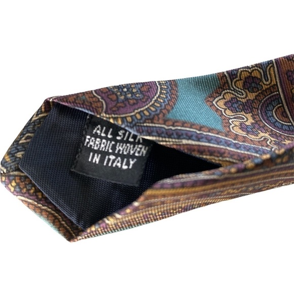 Christian Dior silk tie luxury wardrobe essential for office or dinner out - Picture 2 of 7